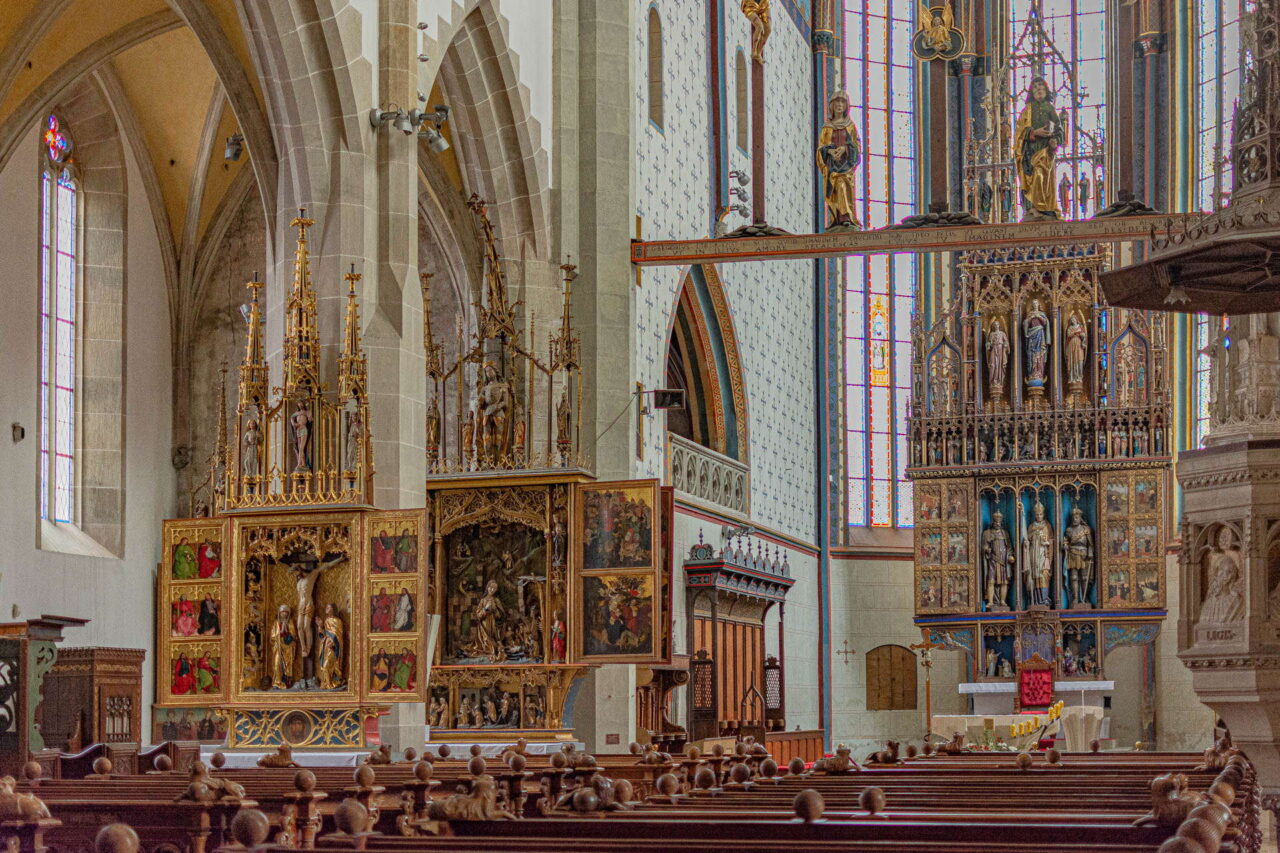 Altaren in de kerk van Bardejov